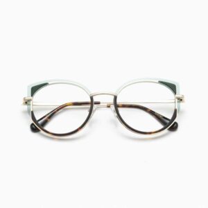 WOODYS VERENA 02
